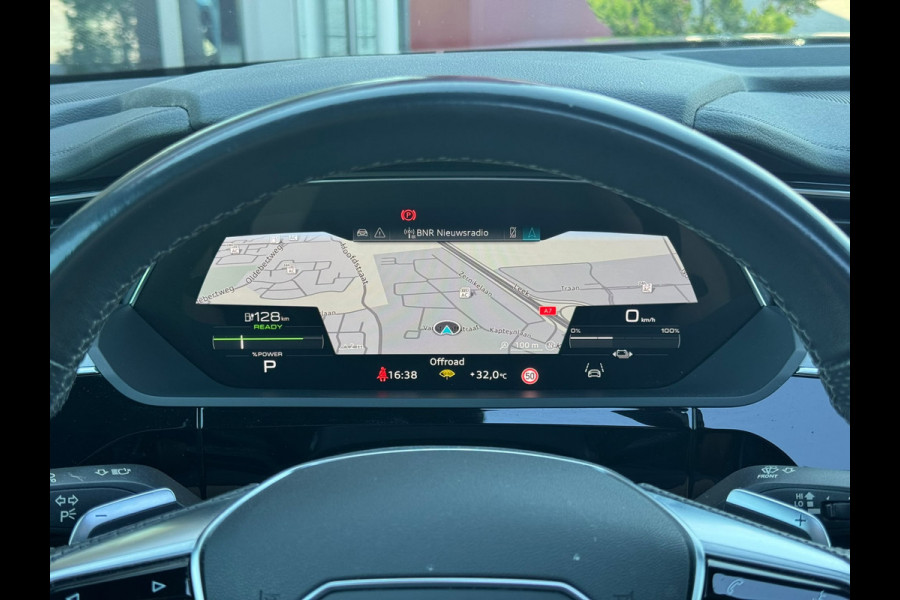 Audi e-tron 55 quattro S edition 95 kWh | Pano | ACC