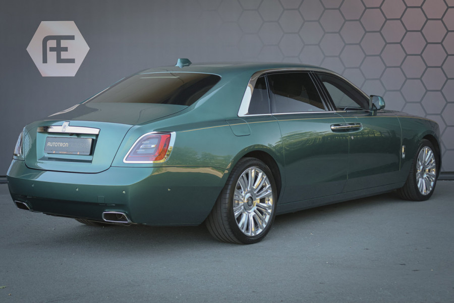 Rolls-Royce Ghost 6.75 V12 Extended Wheelbase | VERY UNIQUE !! | BESPOKE INTERIOR | GOLD SPIRIT | COACHLINE GOLD | MASSAGE | HEAD UP | CARPLAY | V