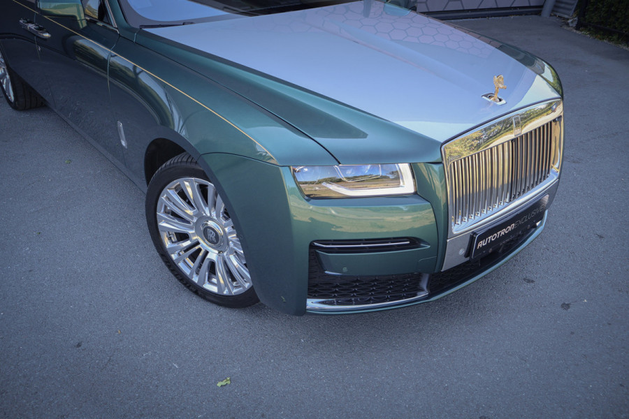 Rolls-Royce Ghost 6.75 V12 Extended Wheelbase | VERY UNIQUE !! | BESPOKE INTERIOR | GOLD SPIRIT | COACHLINE GOLD | MASSAGE | HEAD UP | CARPLAY | V