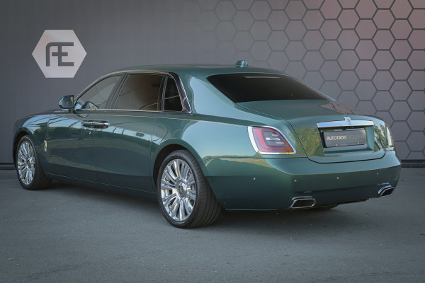 Rolls-Royce Ghost 6.75 V12 Extended Wheelbase | VERY UNIQUE !! | BESPOKE INTERIOR | GOLD SPIRIT | COACHLINE GOLD | MASSAGE | HEAD UP | CARPLAY | V