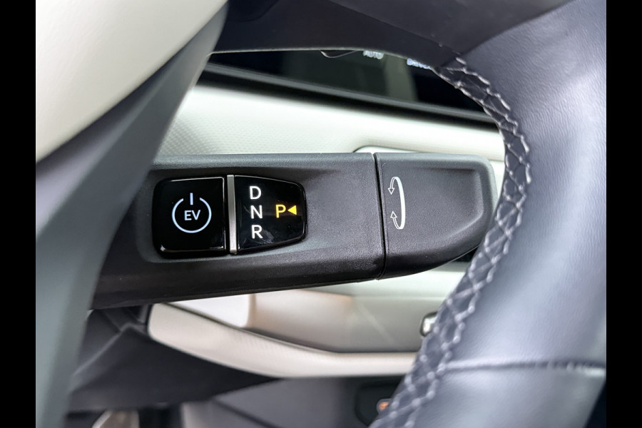 Kia EV4 GT-Line Business Edition 81.4 kWh - Apple Carplay/Android Auto - Adaptieve Cruise Control - Elektrisch verstelbare bestuurdersstoel - Fabrieksgarantie t/m 2033