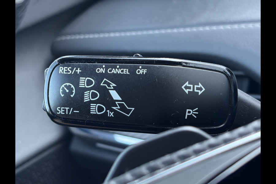 Škoda ENYAQ iV 60 Sportline Pano Camera Carplay Led Stoel/Stuurverw Orig.NL Voll.Onderhouden!