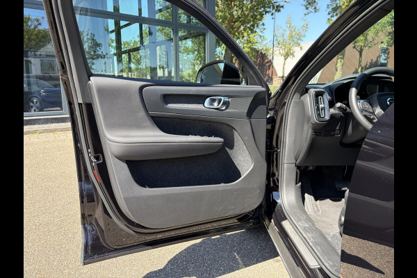 Volvo XC40 Plus Recharge Pure Electric 2WD SOH 96% |  ELECTRISCHE ACHTERKLEP | APPLE CARPLAY | STUUR/STOEL VERWARMING | ACCUGARANTIE 8 JAAR/160.000KM
