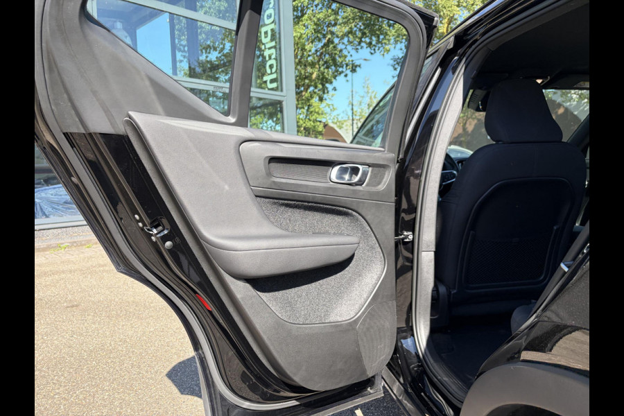 Volvo XC40 Plus Recharge Pure Electric 2WD SOH: 92% | STOEL / STUUR VERWARMING | ELEK. ACHTERKLEP | VELGEN LICHT METAAL 19''