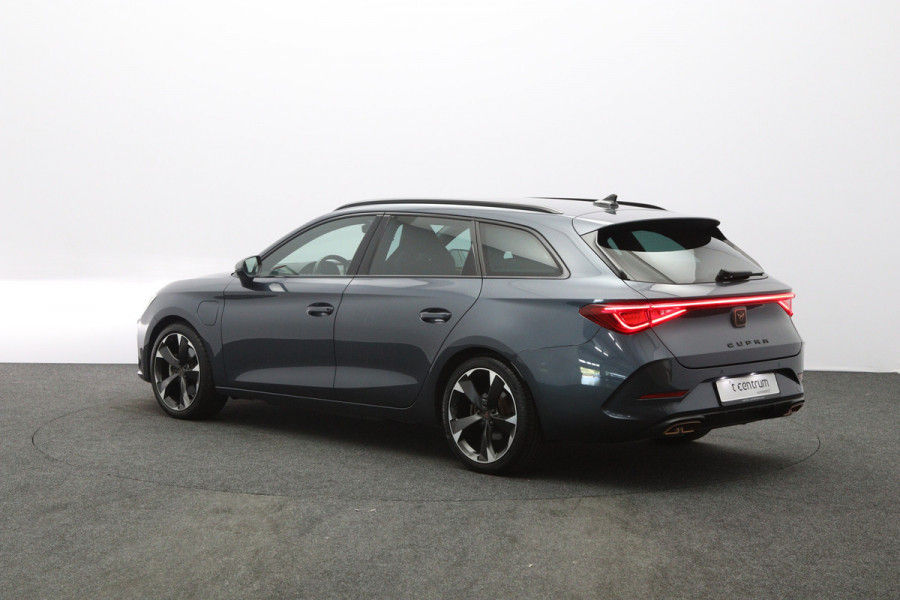 CUPRA Leon Sportstourer 1.4 e-Hybrid 204 PK Business PHEV, Trekhaak, Carplay, Adap. Cruise Control, Winterpakket