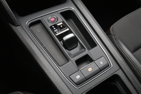 CUPRA Leon Sportstourer 1.4 e-Hybrid 204 PK Business PHEV, Trekhaak, Carplay, Adap. Cruise Control, Winterpakket
