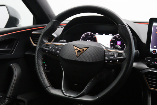 CUPRA Leon Sportstourer 1.4 e-Hybrid 204 PK Business PHEV, Trekhaak, Carplay, Adap. Cruise Control, Winterpakket