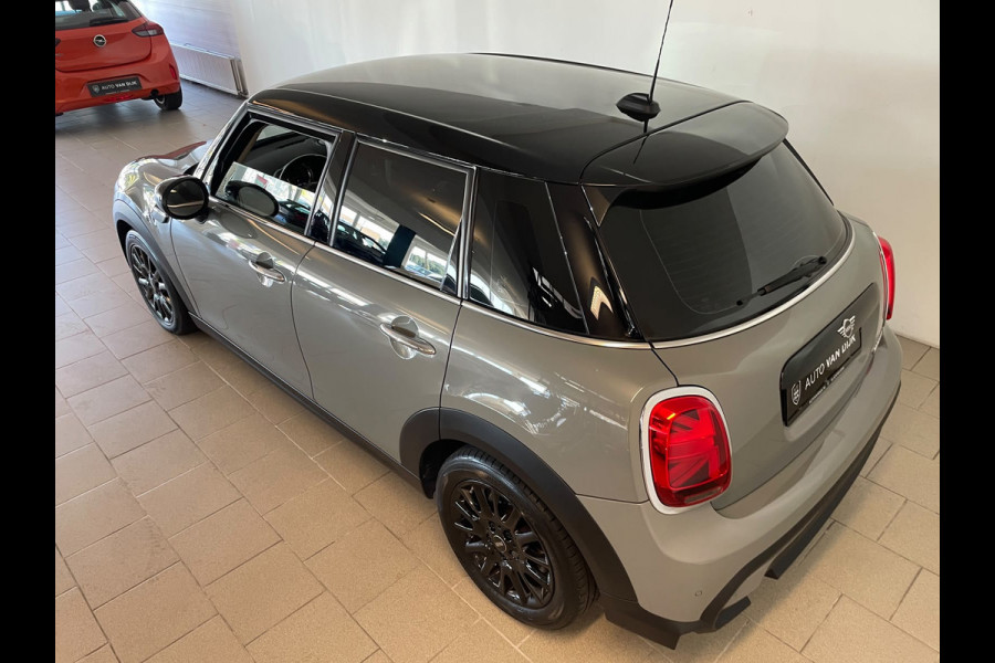 MINI 5-deurs 1.5 Cooper Business Edition AUTOMAAT AIRCO NAVI CRUISE SPORTSTOELEN APPLE CARPLAY ZWARTE LM VELGEN EN DAK NIEUWSTAAT