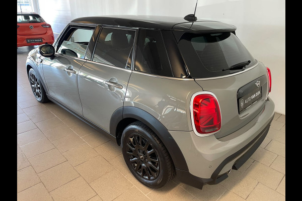 MINI 5-deurs 1.5 Cooper Business Edition AUTOMAAT AIRCO NAVI CRUISE SPORTSTOELEN APPLE CARPLAY ZWARTE LM VELGEN EN DAK NIEUWSTAAT