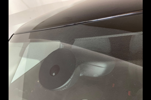 MINI 5-deurs 1.5 Cooper Business Edition AUTOMAAT AIRCO NAVI CRUISE SPORTSTOELEN APPLE CARPLAY ZWARTE LM VELGEN EN DAK NIEUWSTAAT