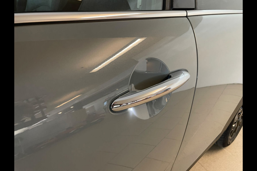 MINI 5-deurs 1.5 Cooper Business Edition AUTOMAAT AIRCO NAVI CRUISE SPORTSTOELEN APPLE CARPLAY ZWARTE LM VELGEN EN DAK NIEUWSTAAT