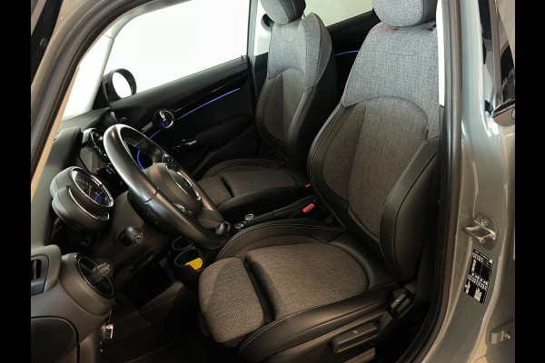 MINI 5-deurs 1.5 Cooper Business Edition AUTOMAAT AIRCO NAVI CRUISE SPORTSTOELEN APPLE CARPLAY ZWARTE LM VELGEN EN DAK NIEUWSTAAT