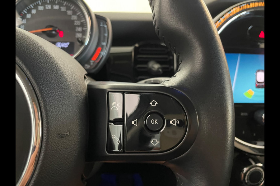 MINI 5-deurs 1.5 Cooper Business Edition AUTOMAAT AIRCO NAVI CRUISE SPORTSTOELEN APPLE CARPLAY ZWARTE LM VELGEN EN DAK NIEUWSTAAT