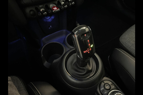 MINI 5-deurs 1.5 Cooper Business Edition AUTOMAAT AIRCO NAVI CRUISE SPORTSTOELEN APPLE CARPLAY ZWARTE LM VELGEN EN DAK NIEUWSTAAT