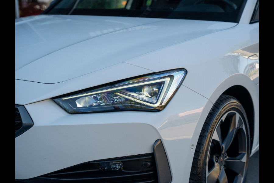 CUPRA Leon 1.4 TSI eHybrid 204pk PHEV Adrenaline | Full Link | Camera | Adaptive Cruise