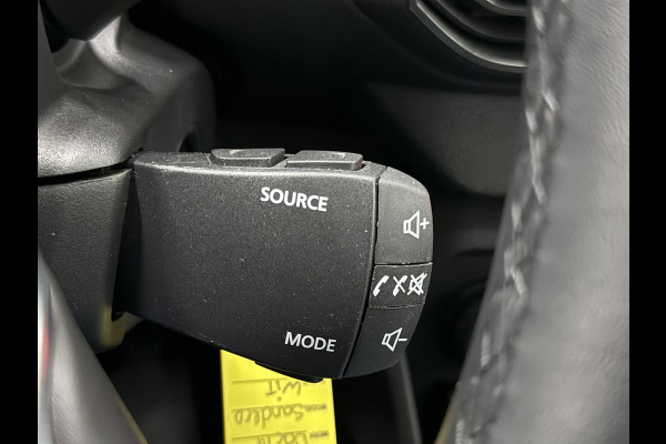 Dacia Sandero 1.0 TCe 90 Comfort Groot scherm Navigatie Apple Carplay Android Auto Cruise Control Airco Full LED Armsteun