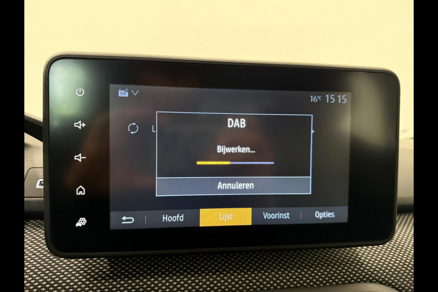 Dacia Sandero 1.0 TCe 90 Comfort Groot scherm Navigatie Apple Carplay Android Auto Cruise Control Airco Full LED Armsteun