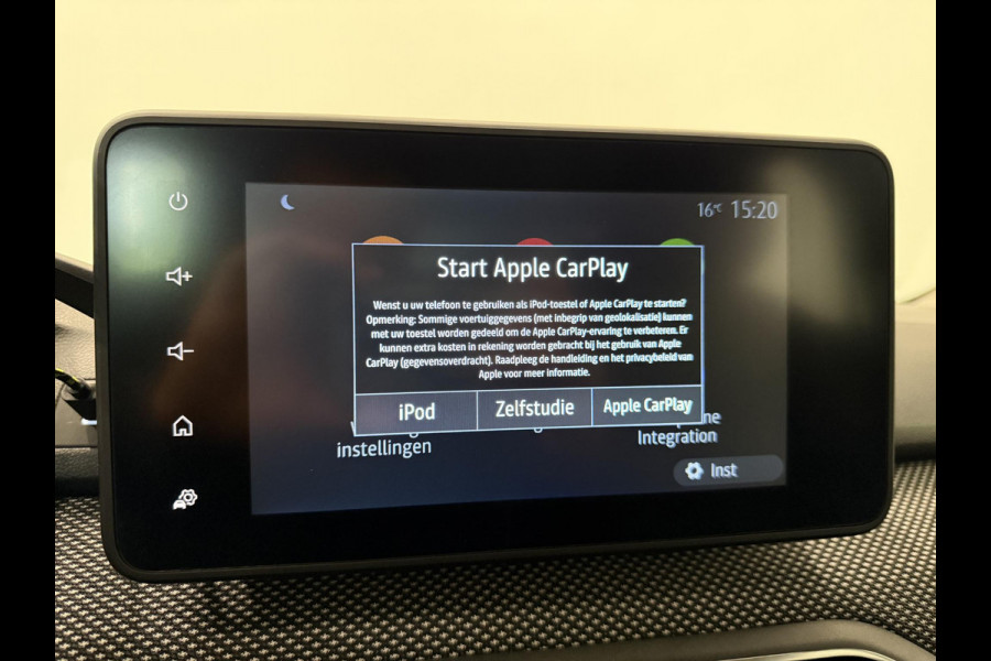 Dacia Sandero 1.0 TCe 90 Comfort Groot scherm Navigatie Apple Carplay Android Auto Cruise Control Airco Full LED Armsteun