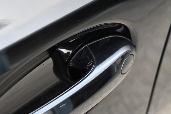 BMW i4 eDrive40 M-Sport 84kWh Dak Trekh ACC H/K 360 HUD Laser-LED