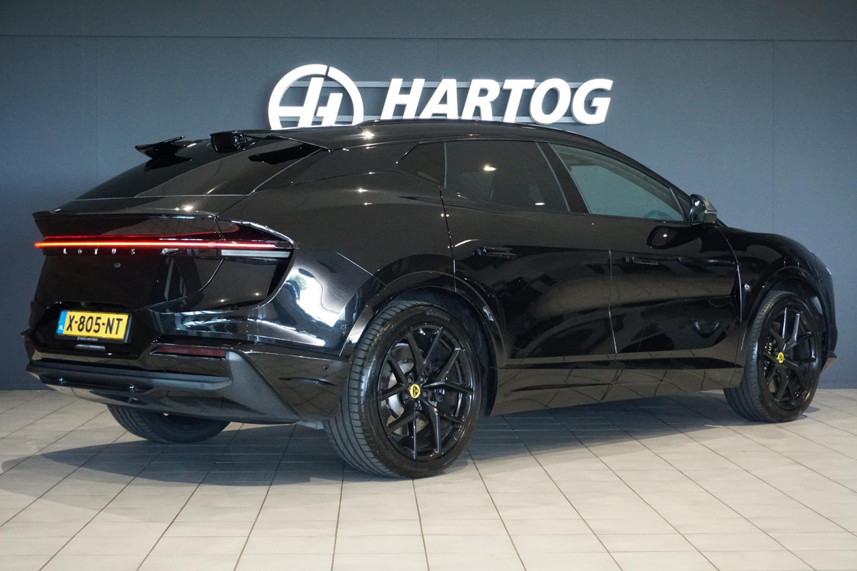 Lotus Eletre EDS 450 4WD 112 kWh 612PK + TREKHAAK / 22 INCH / LUCHTVERING / HEAD-UP / 360 CAMERA
