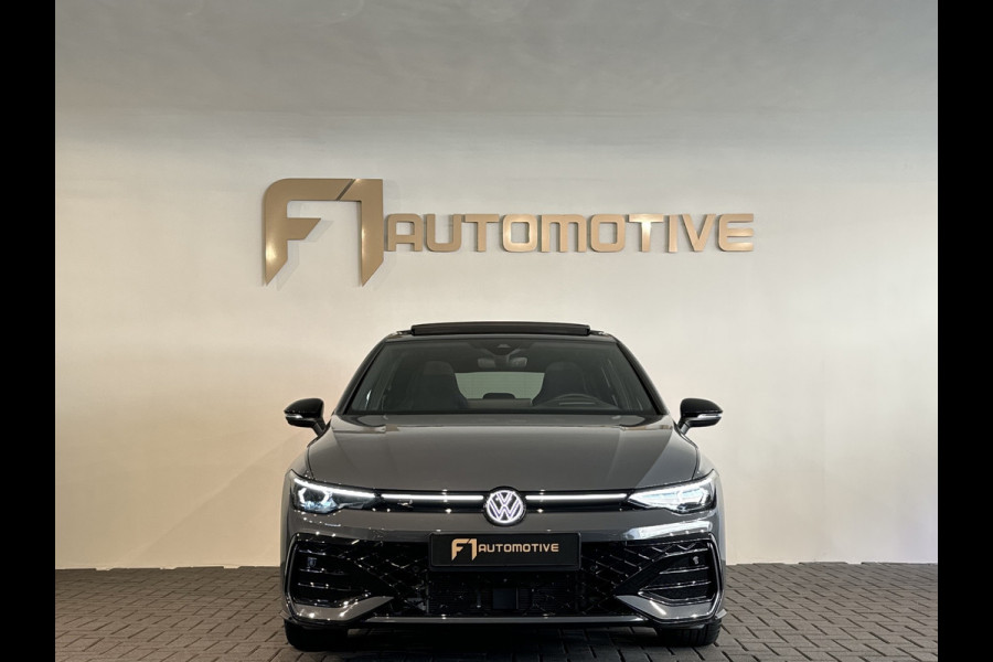 Volkswagen Golf 1.5 eTSI Pano|HuD|Trekhaak|360 Camera|Keyless|ACC|Sfeer|Lane Assist