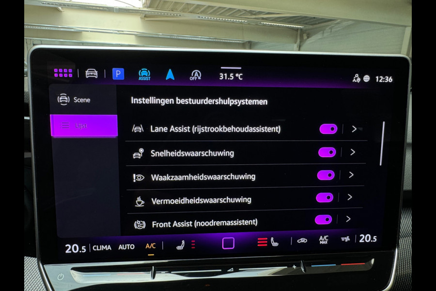 Volkswagen Golf 1.5 eTSI Pano|HuD|Trekhaak|360 Camera|Keyless|ACC|Sfeer|Lane Assist