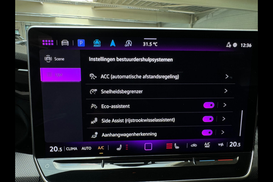 Volkswagen Golf 1.5 eTSI Pano|HuD|Trekhaak|360 Camera|Keyless|ACC|Sfeer|Lane Assist