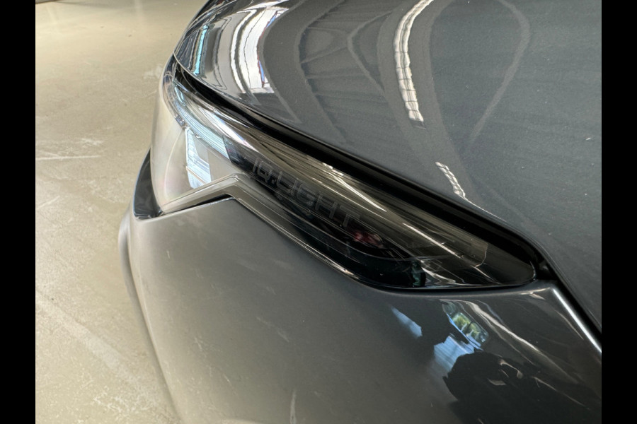 Volkswagen Golf 1.5 eTSI Pano|HuD|Trekhaak|360 Camera|Keyless|ACC|Sfeer|Lane Assist