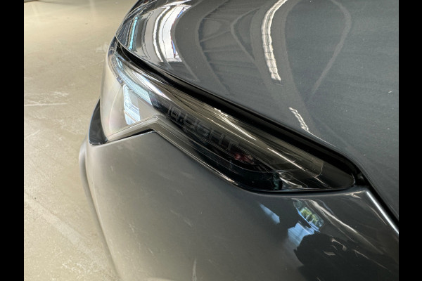 Volkswagen Golf 1.5 eTSI Pano|HuD|Trekhaak|360 Camera|Keyless|ACC|Sfeer|Lane Assist