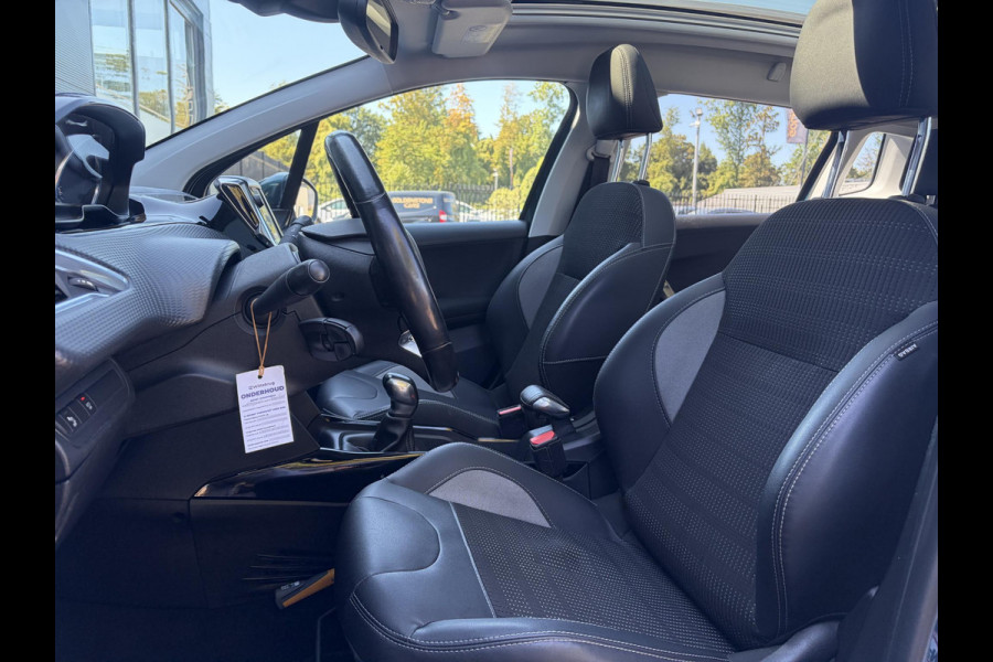 Peugeot 2008 1.2 PureTech Allure D-riem vv in 02-2026 l Pano l Carplay l Camera l Halfleder l 110pk l Dealer Onderhouden l 2e Eigenaar l Navi l Clima l Cruise l Pdc l Lm velgen l Apk tot 02-2027