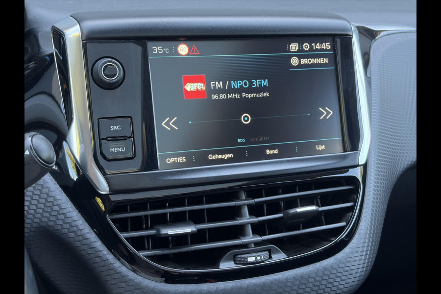 Peugeot 2008 1.2 PureTech Allure D-riem vv in 02-2026 l Pano l Carplay l Camera l Halfleder l 110pk l Dealer Onderhouden l 2e Eigenaar l Navi l Clima l Cruise l Pdc l Lm velgen l Apk tot 02-2027