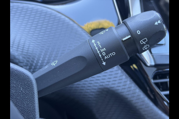 Peugeot 2008 1.2 PureTech Allure D-riem vv in 02-2026 l Pano l Carplay l Camera l Halfleder l 110pk l Dealer Onderhouden l 2e Eigenaar l Navi l Clima l Cruise l Pdc l Lm velgen l Apk tot 02-2027