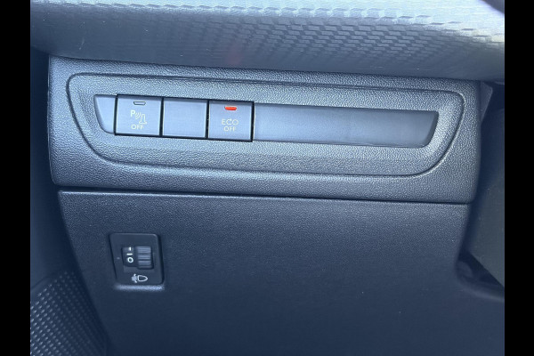 Peugeot 2008 1.2 PureTech Allure D-riem vv in 02-2026 l Pano l Carplay l Camera l Halfleder l 110pk l Dealer Onderhouden l 2e Eigenaar l Navi l Clima l Cruise l Pdc l Lm velgen l Apk tot 02-2027
