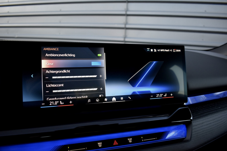 BMW i5 eDrive40 M Sport 84 kWh | Orig. NL | Driving Assistant Plus | Lederen Bekleding | Ambient verlichting |