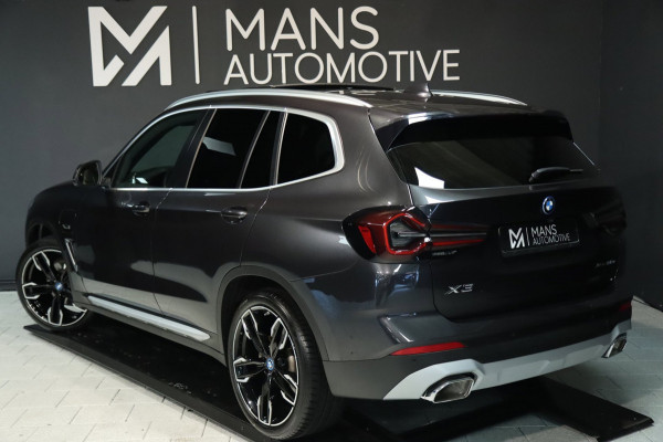 BMW X3 XDrive30e / PANO / LASER / HUD / MEMORY / 360 / KEYLESS / 21'