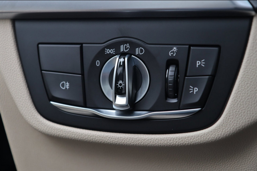 BMW X3 XDrive30e / PANO / LASER / HUD / MEMORY / 360 / KEYLESS / 21'