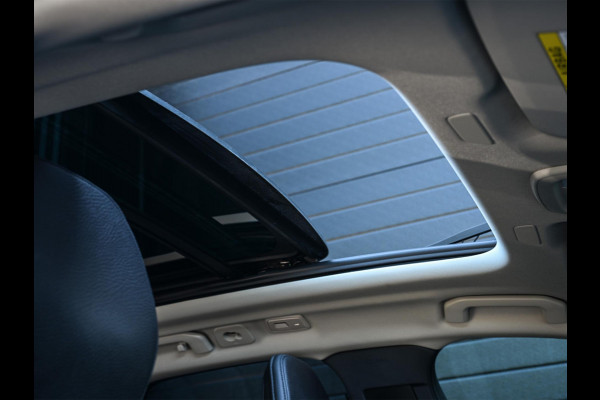 Volvo XC60 2.0 T8 Plug-in hybrid AWD Ultra Black Edition | Panoramadak | Harman/Kardon | Pilot Assist | HUD | 360 Camera | Memory Seats | Trekhaak | Stuurverwarming | Stoelverwarming V+A |