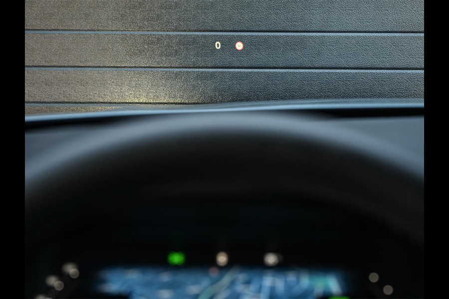 Volvo XC60 2.0 T8 Plug-in hybrid AWD Ultra Black Edition | Panoramadak | Harman/Kardon | Pilot Assist | HUD | 360 Camera | Memory Seats | Trekhaak | Stuurverwarming | Stoelverwarming V+A |