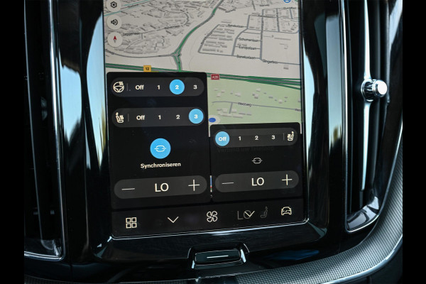 Volvo XC60 2.0 T8 Plug-in hybrid AWD Ultra Black Edition | Panoramadak | Harman/Kardon | Pilot Assist | HUD | 360 Camera | Memory Seats | Trekhaak | Stuurverwarming | Stoelverwarming V+A |