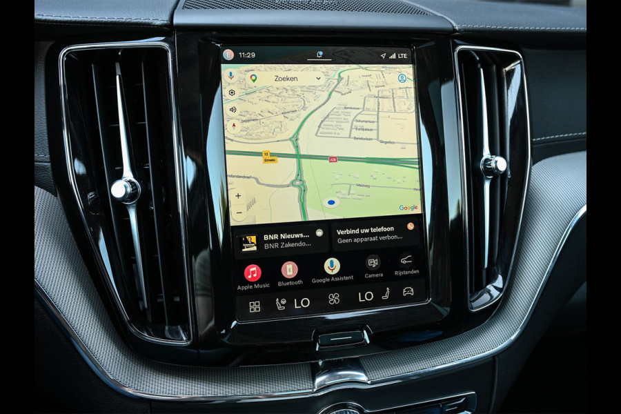 Volvo XC60 2.0 T8 Plug-in hybrid AWD Ultra Black Edition | Panoramadak | Harman/Kardon | Pilot Assist | HUD | 360 Camera | Memory Seats | Trekhaak | Stuurverwarming | Stoelverwarming V+A |