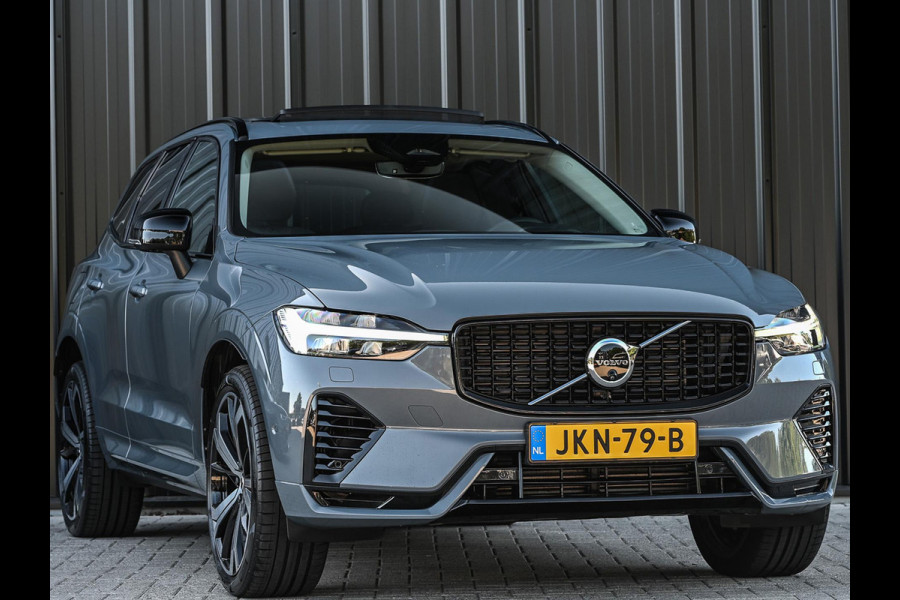 Volvo XC60 2.0 T8 Plug-in hybrid AWD Ultra Black Edition | Panoramadak | Harman/Kardon | Pilot Assist | HUD | 360 Camera | Memory Seats | Trekhaak | Stuurverwarming | Stoelverwarming V+A |