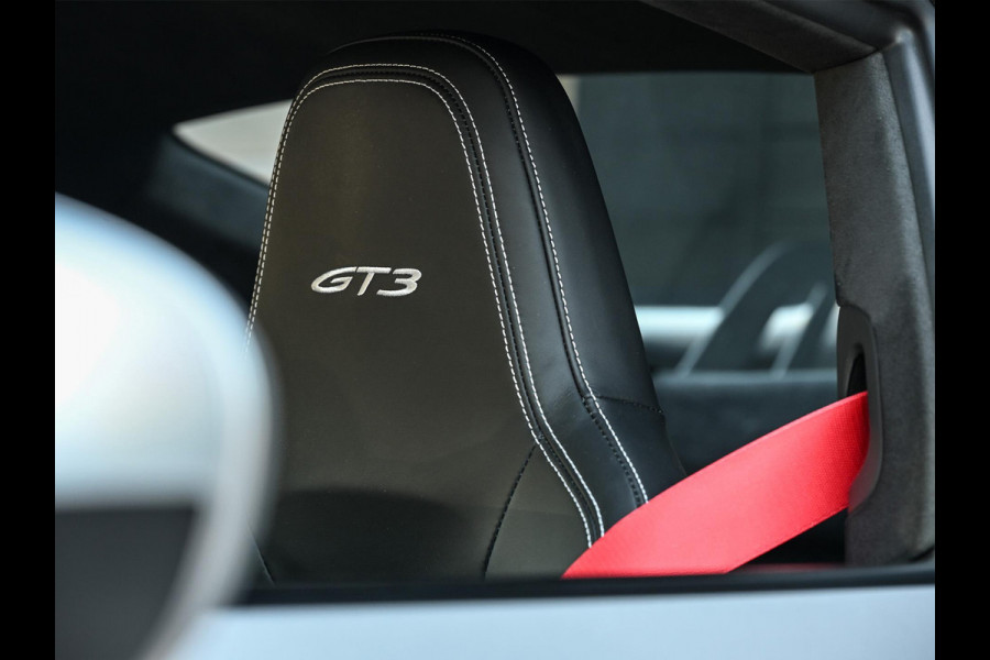 Porsche 911 4.0 GT3 | NL-Auto | Dealeronderhouden | Sport Chrono | Achterasbesturing | Race-Tex Hemelbekleding | 18 Wegs Verst. Stoelen | Camera |