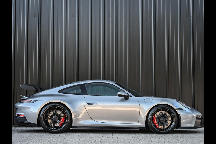 Porsche 911 4.0 GT3 | NL-Auto | Dealeronderhouden | Sport Chrono | Achterasbesturing | Race-Tex Hemelbekleding | 18 Wegs Verst. Stoelen | Camera |