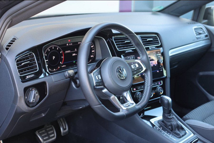 Volkswagen Golf 1.5 TSI DSG 3X R-Line *Led*Camera*Virtual*ACC
