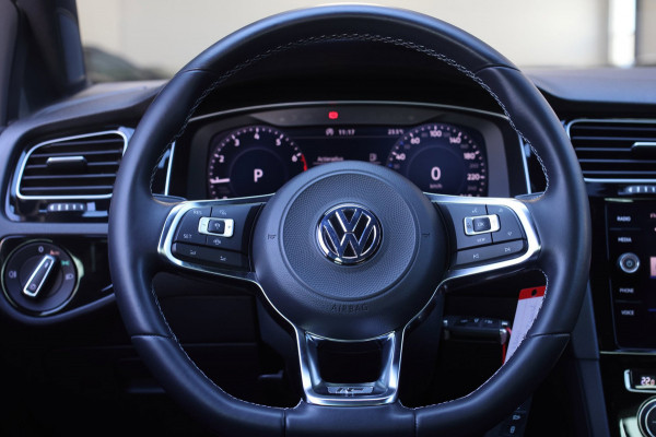 Volkswagen Golf 1.5 TSI DSG 3X R-Line *Led*Camera*Virtual*ACC