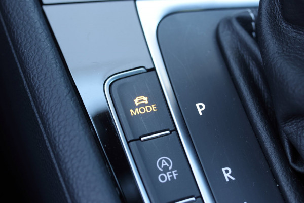 Volkswagen Golf 1.5 TSI DSG 3X R-Line *Led*Camera*Virtual*ACC