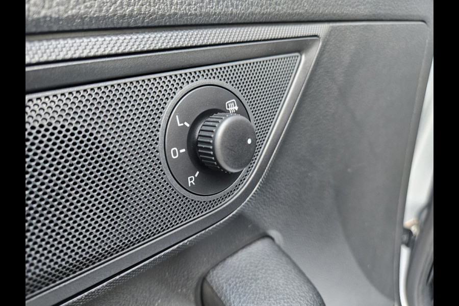Škoda Fabia Combi 1.0 MPI Active Trekhaak! Cruise Control! NAP! Nette Auto!