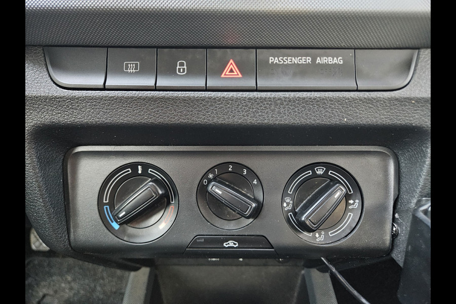 Škoda Fabia Combi 1.0 MPI Active Trekhaak! Cruise Control! NAP! Nette Auto!