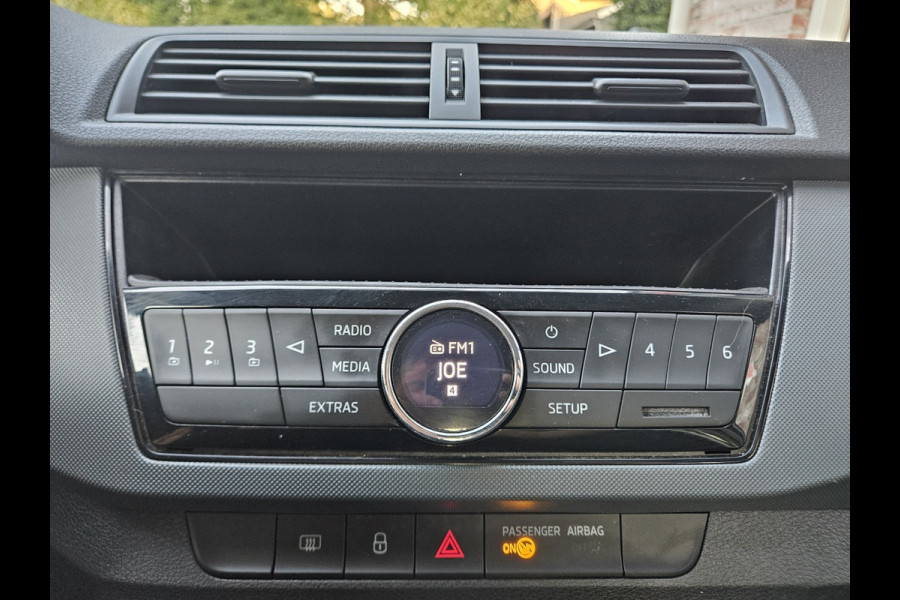 Škoda Fabia Combi 1.0 MPI Active Trekhaak! Cruise Control! NAP! Nette Auto!
