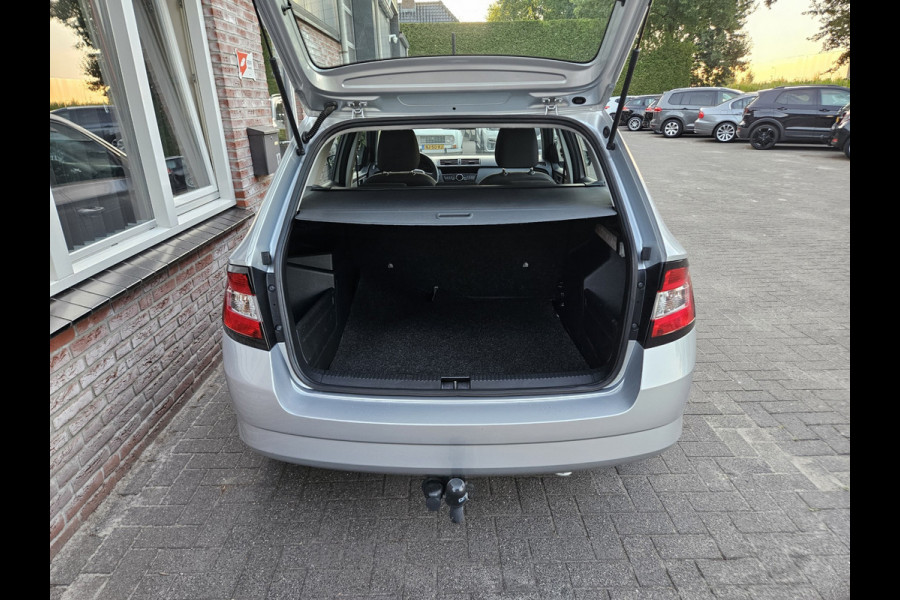 Škoda Fabia Combi 1.0 MPI Active Trekhaak! Cruise Control! NAP! Nette Auto!